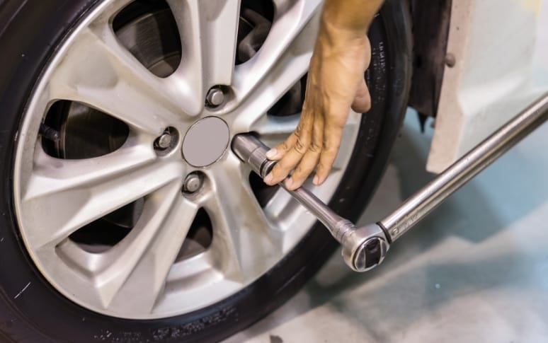 4. Step-by-Step Tire Changing Procedure