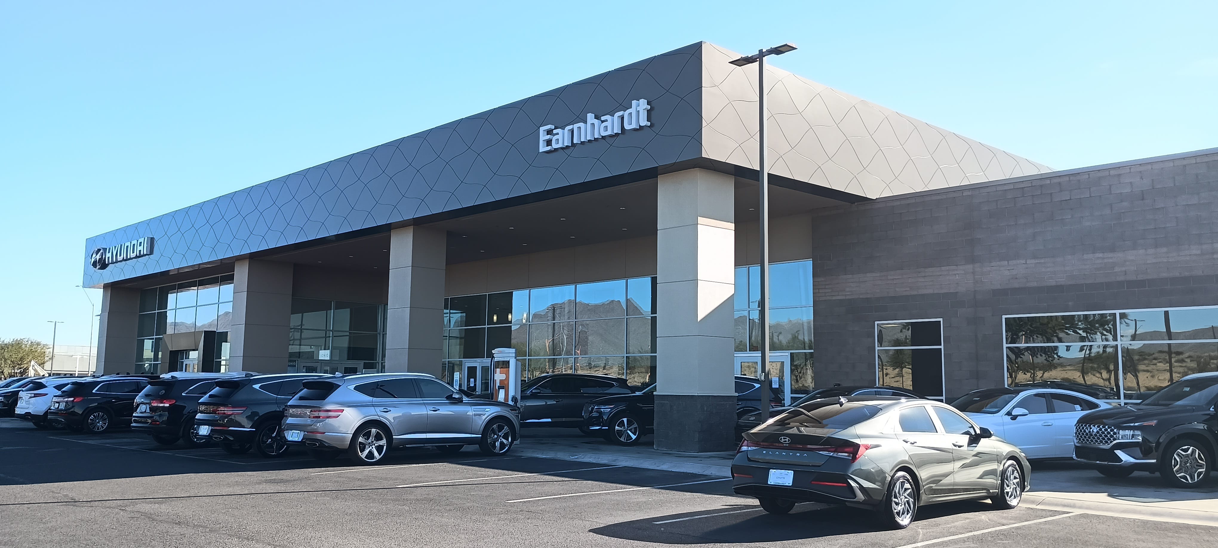 Earnhardt Hyundai North Scottsdale