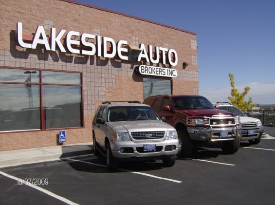 Lakeside Auto Brokers