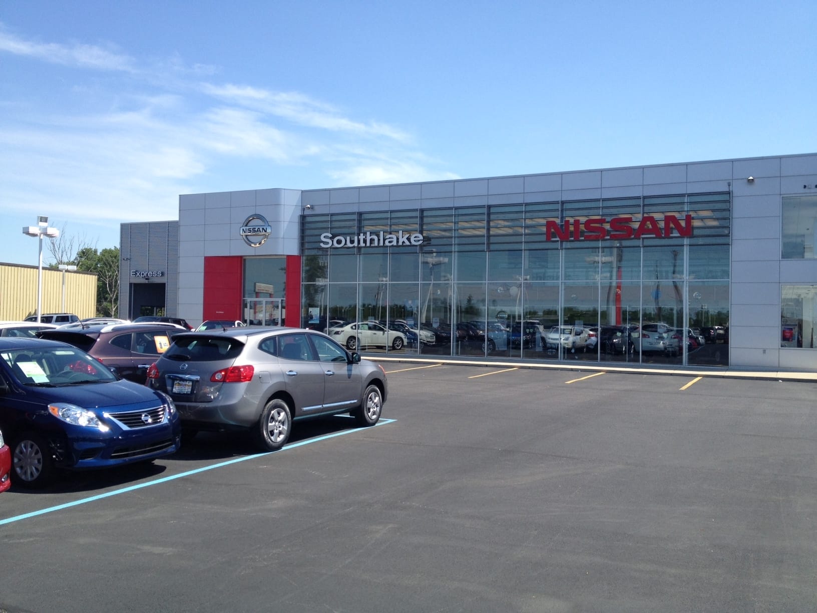 Southlake Auto Mall Nissan KIA Mitsubishi