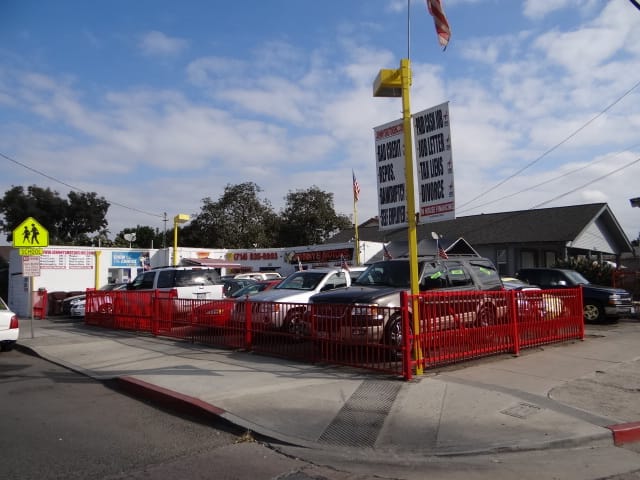 Johnny's Motors Inc.