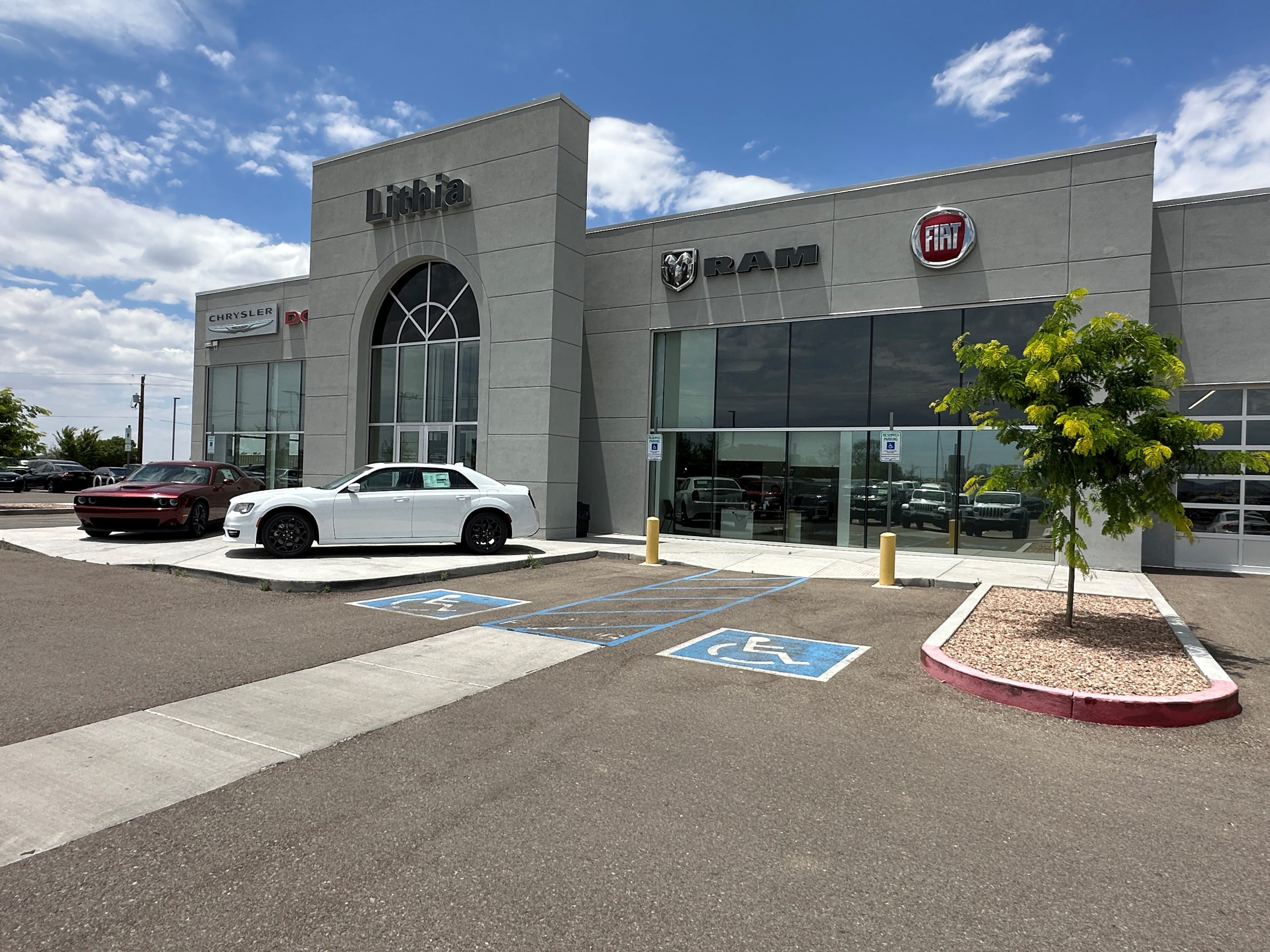 Lithia Chrysler Jeep Dodge RAM of Santa Fe