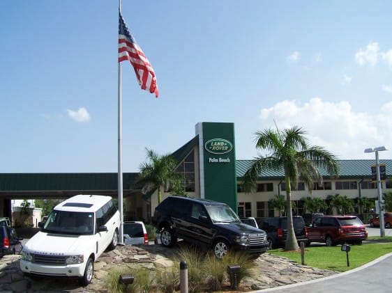 Land Rover Palm Beach