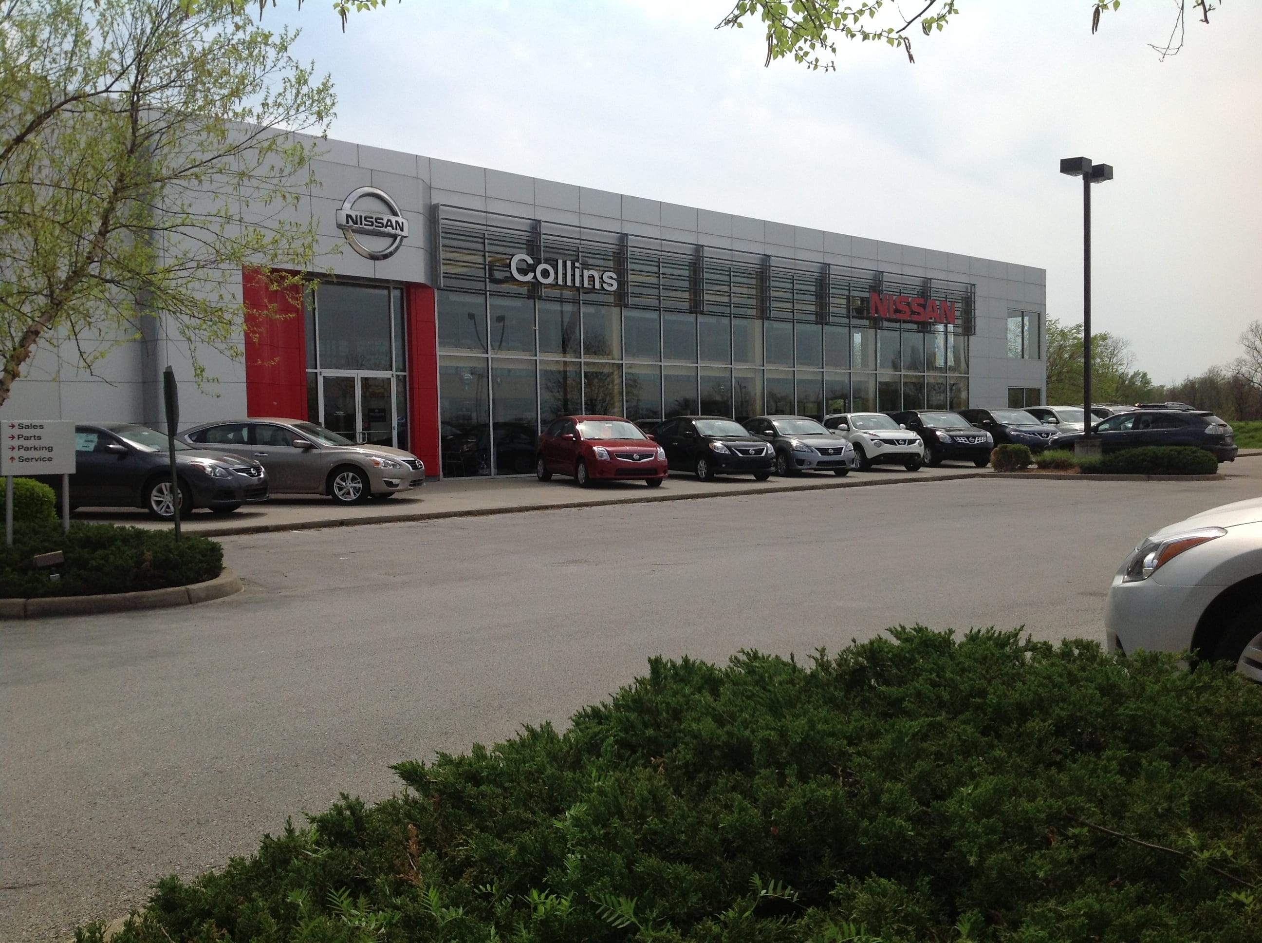 Collins Nissan