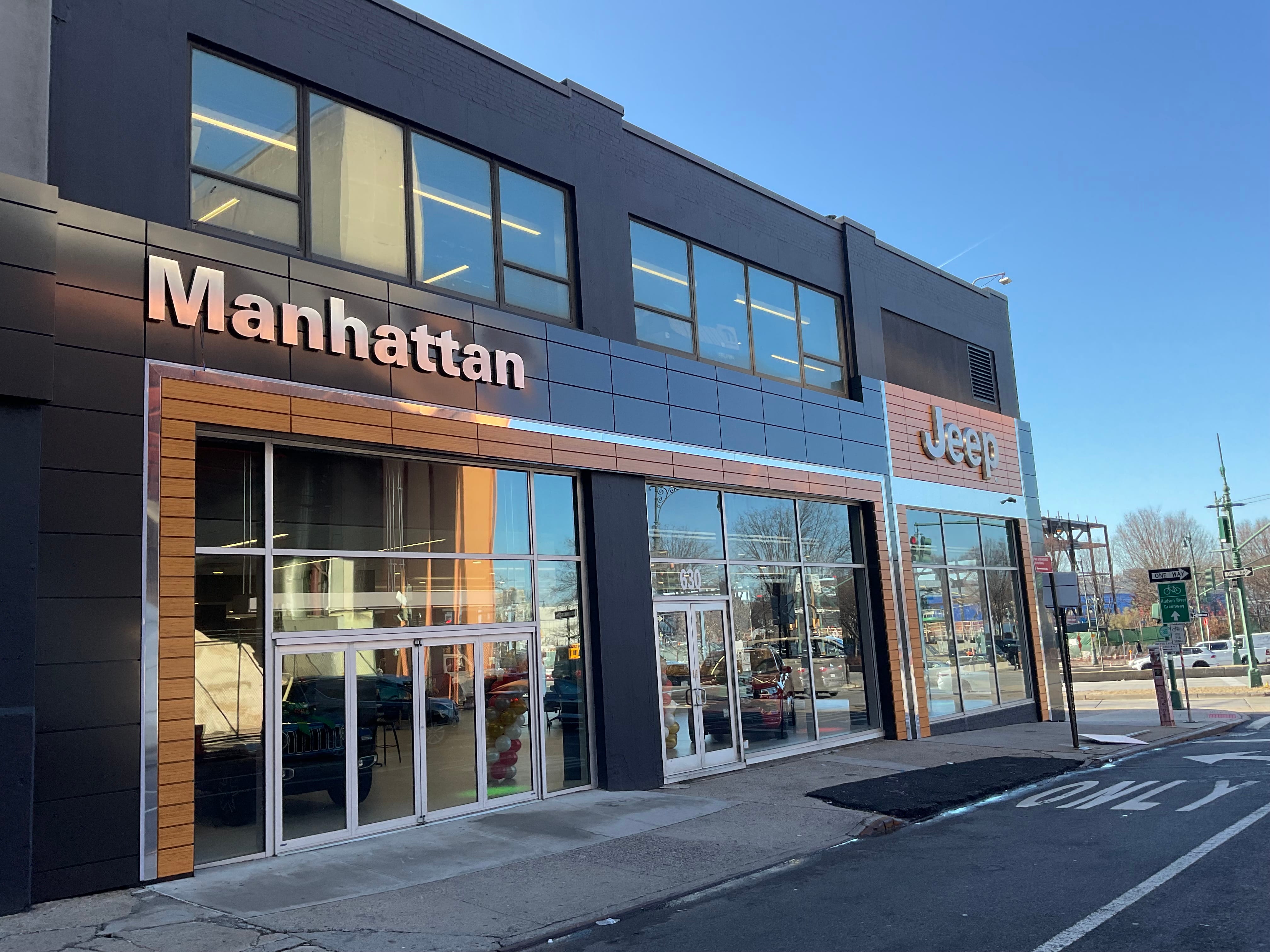 Chrysler Dodge Jeep Ram Fiat of Manhattan
