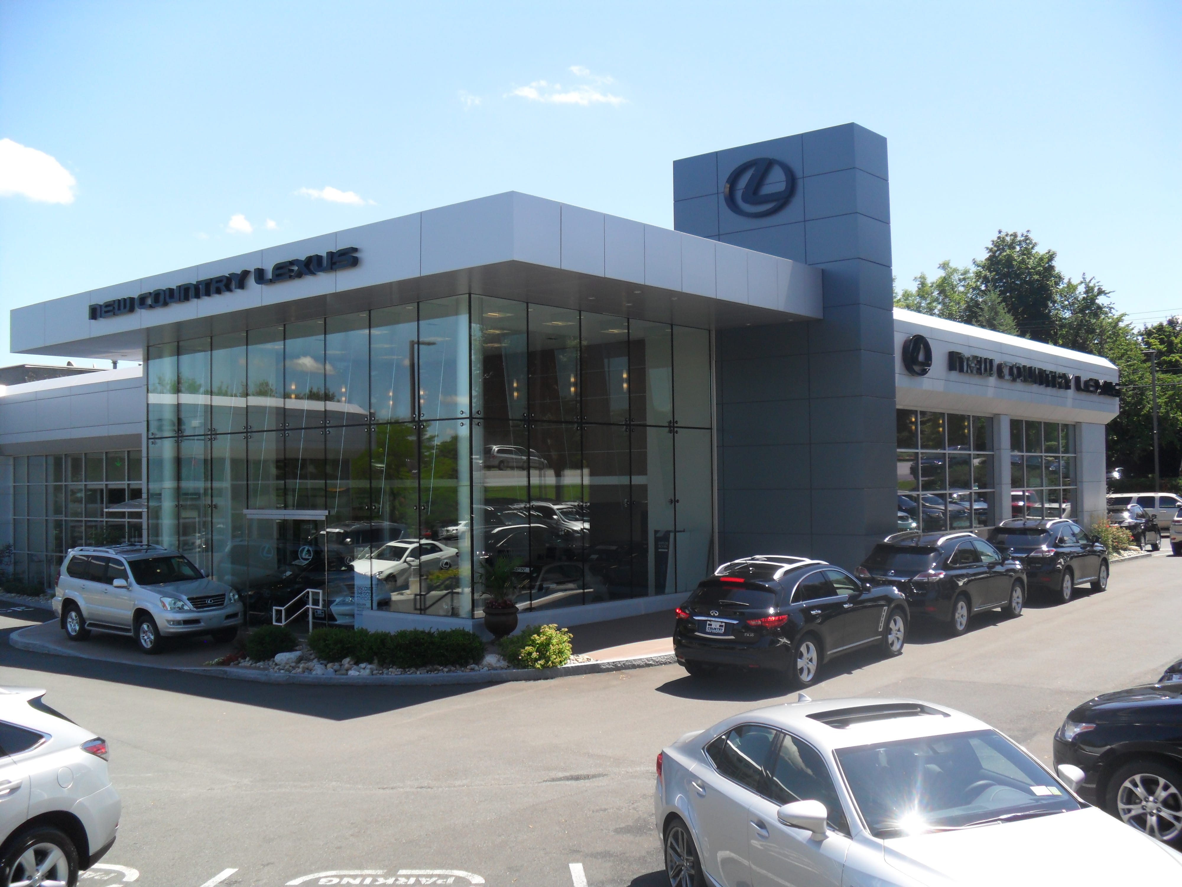 New Country Lexus of Latham