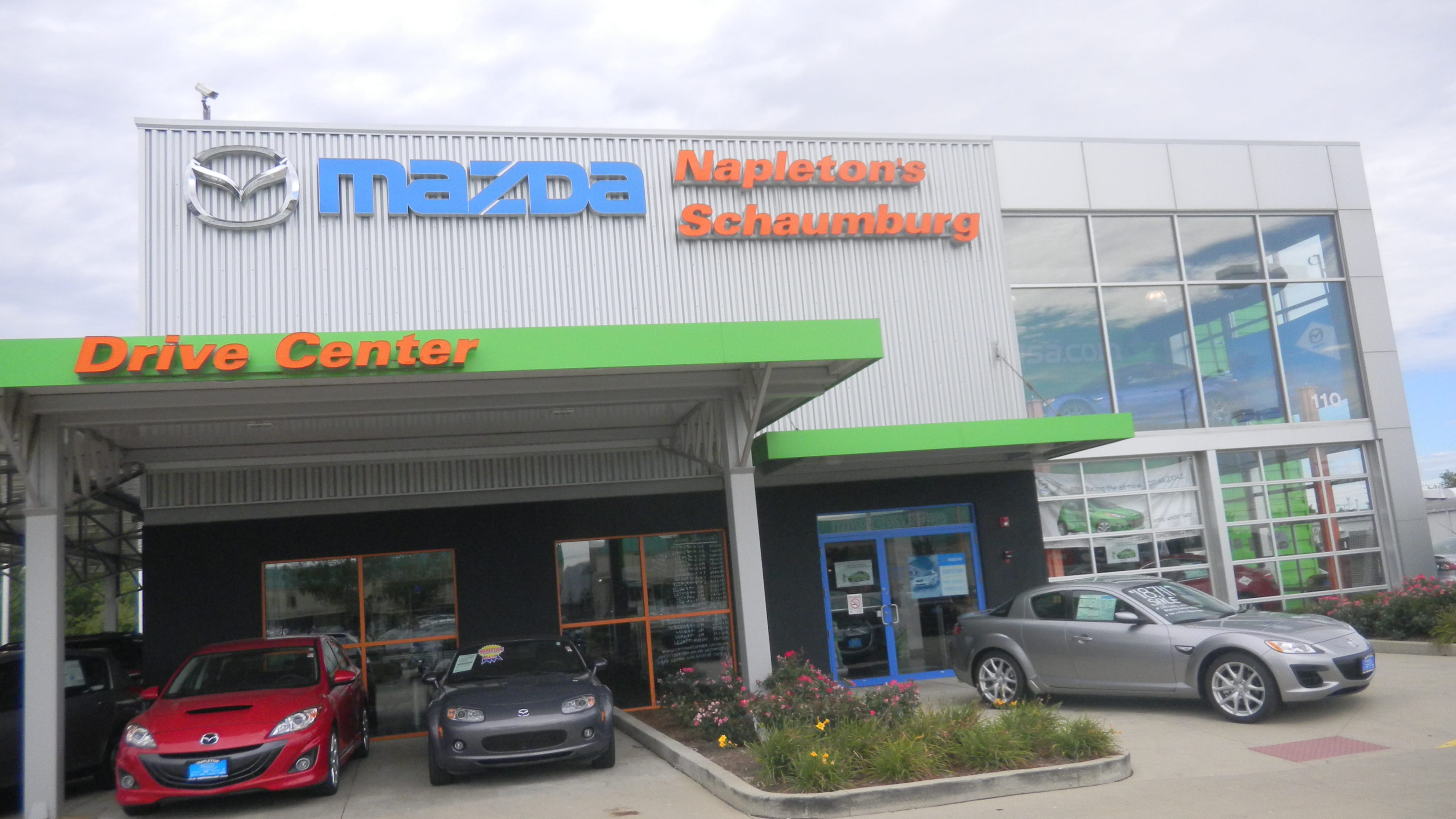 Napleton's Schaumburg Mazda