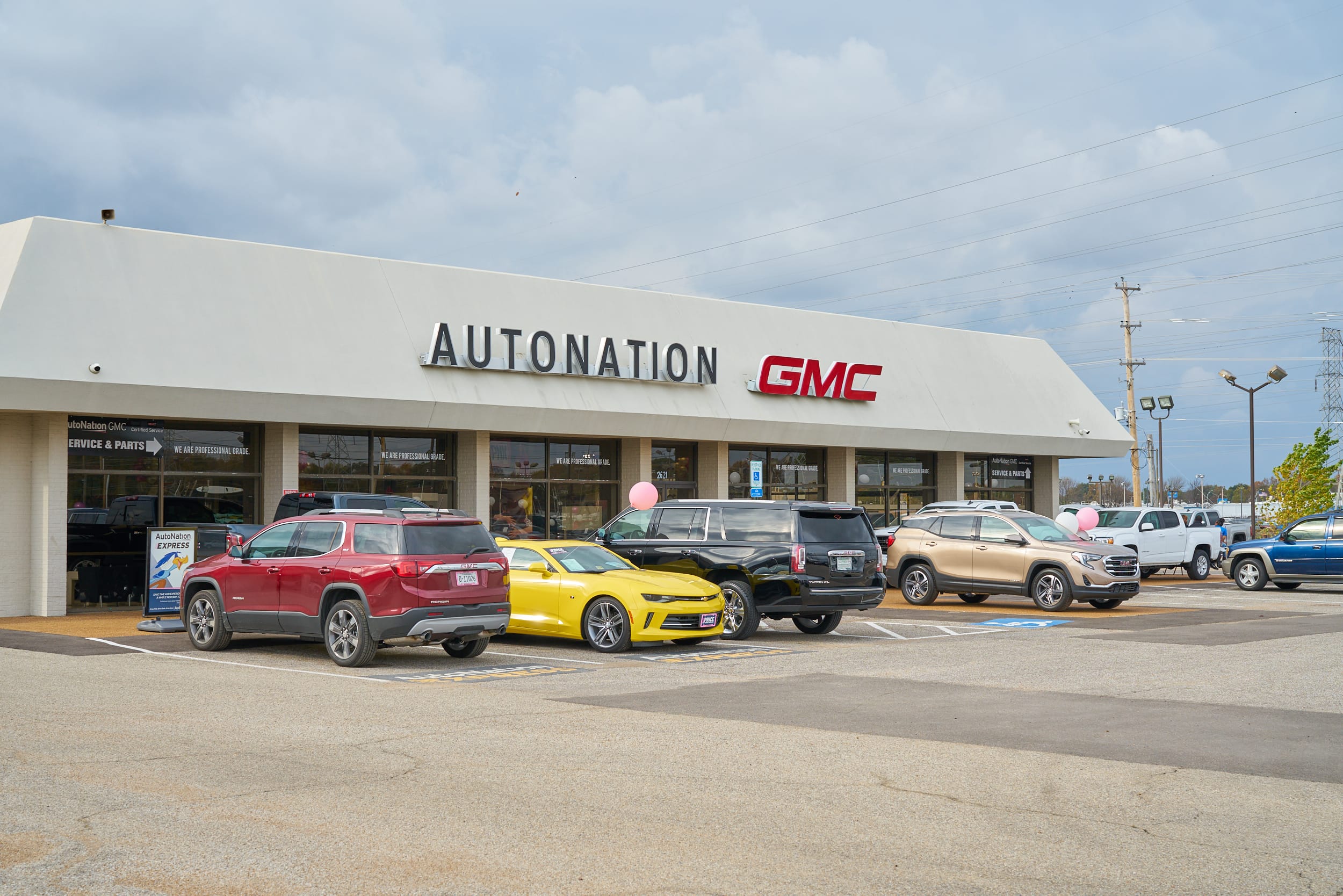 AutoNation GMC Mendenhall