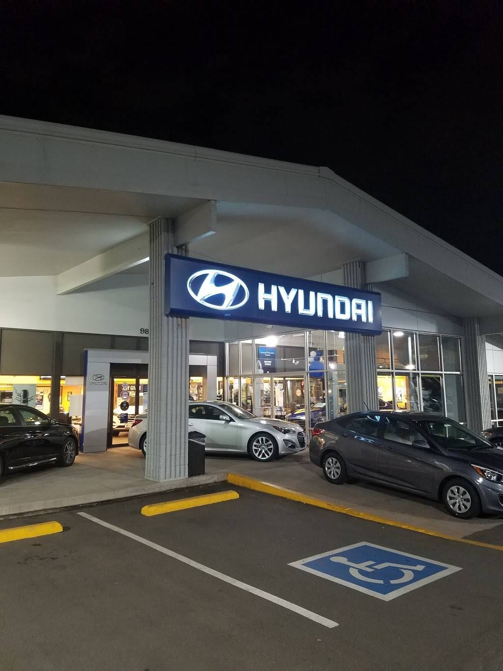 Hyundai Genesis of Arapahoe