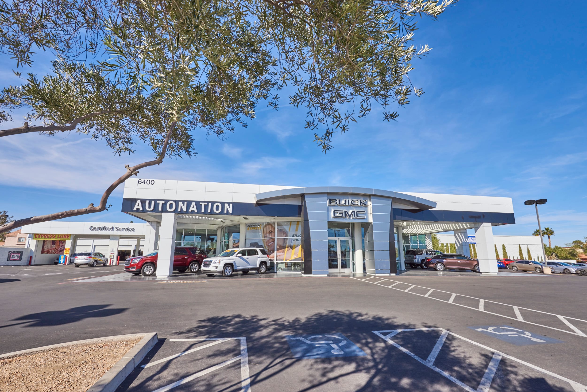 AutoNation Buick GMC West Sahara