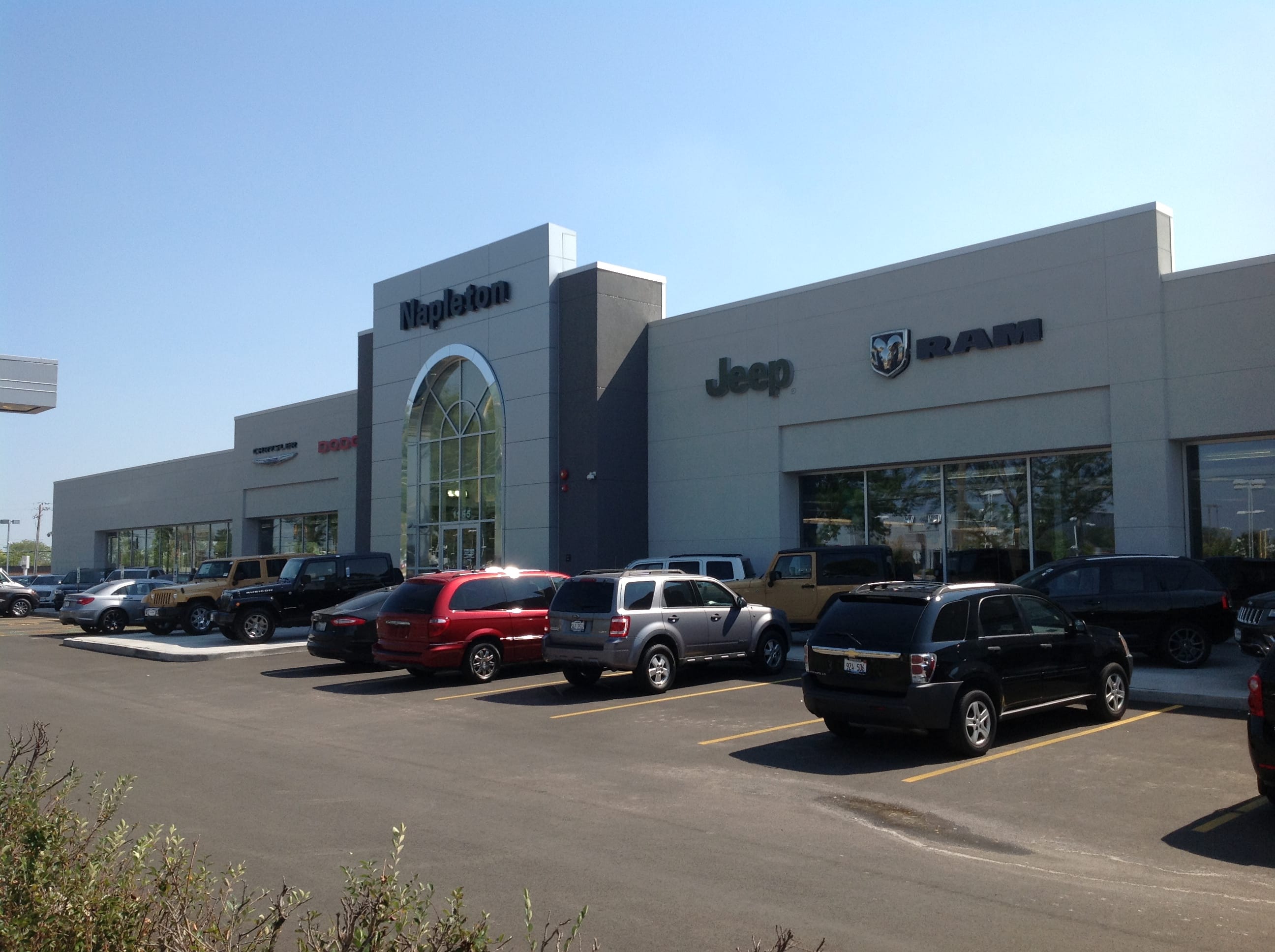 Napletons Arlington Heights Chrysler Dodge Jeep RAM