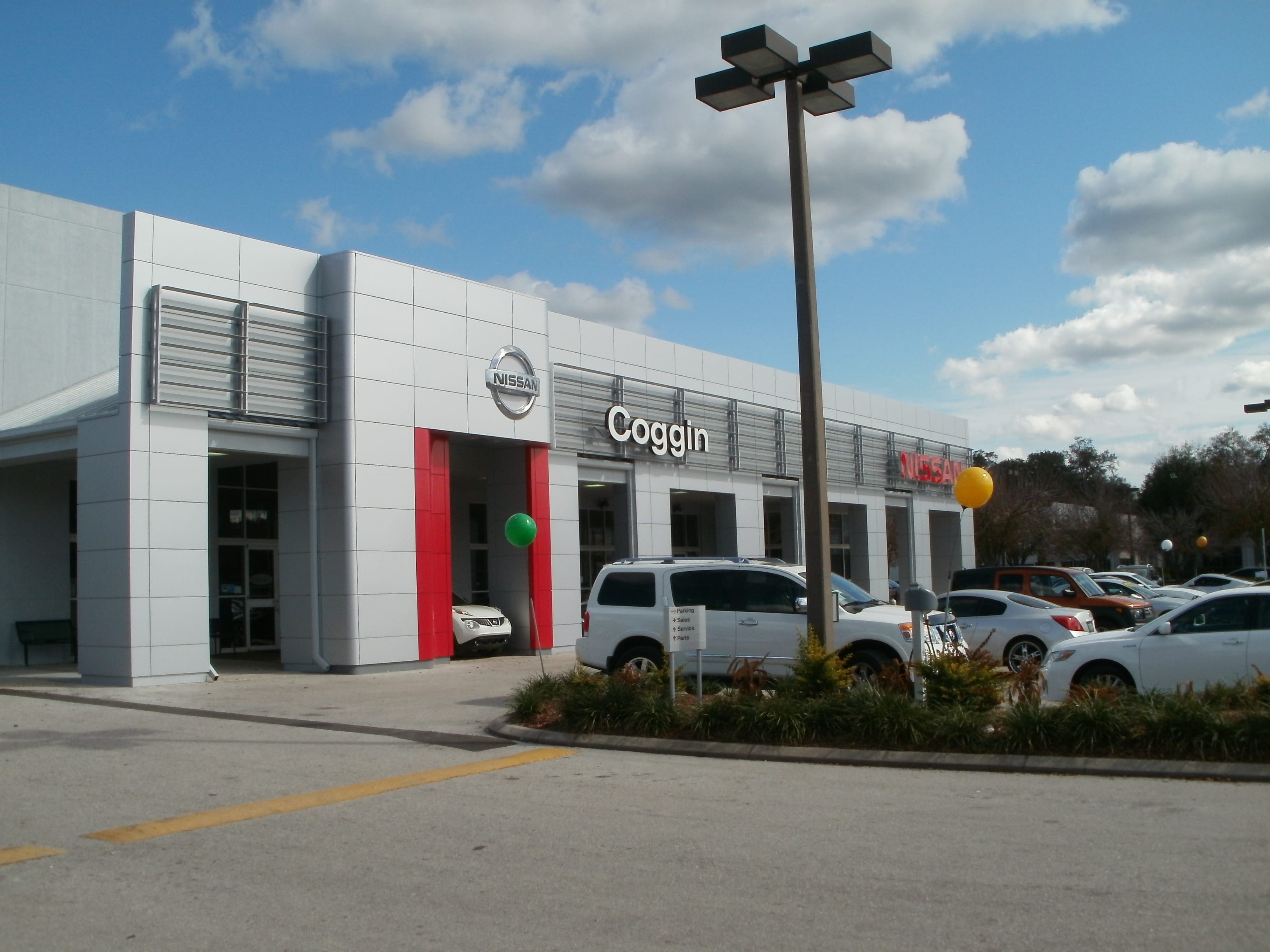 Coggin Nissan At The Avenues