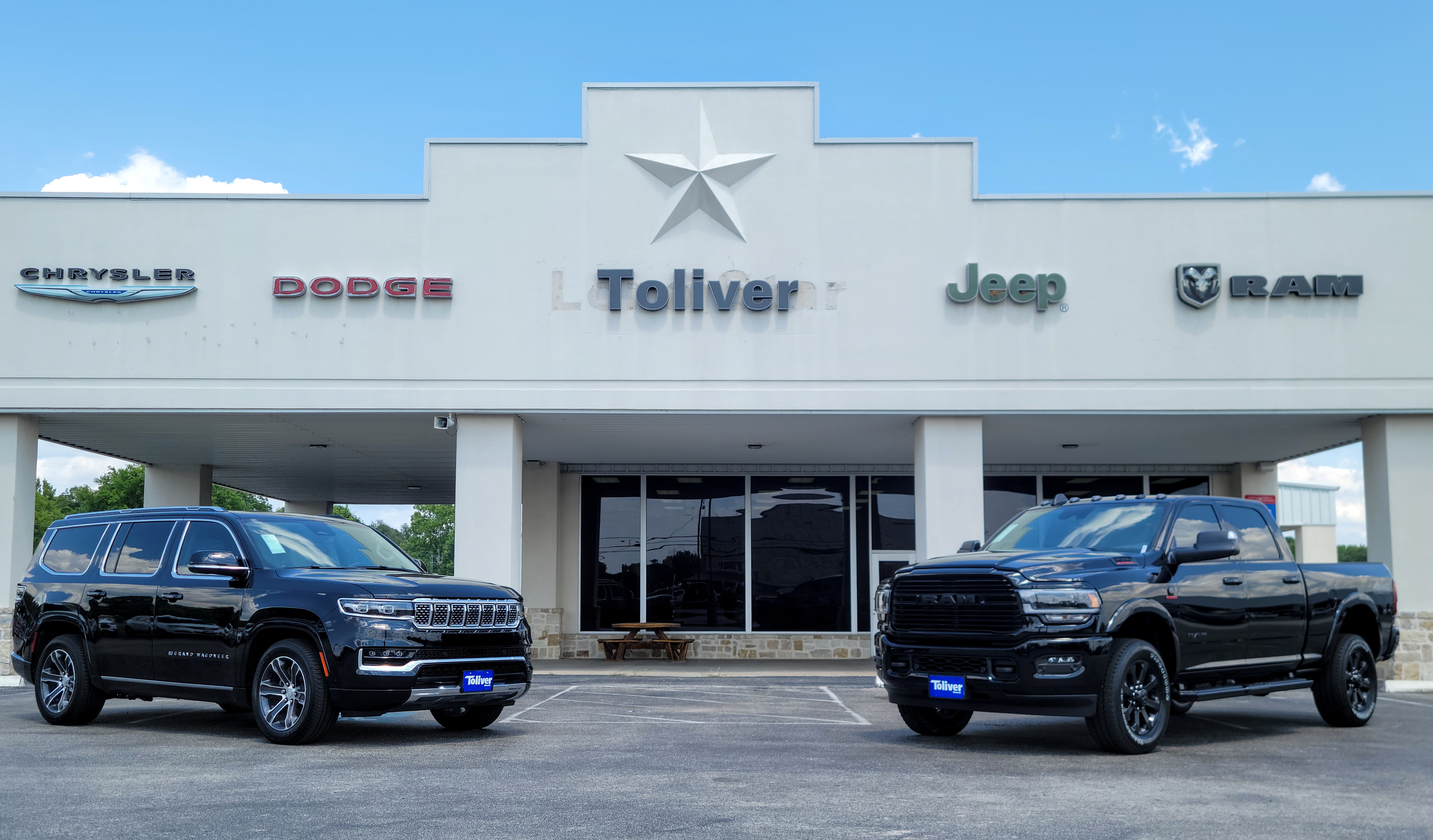 Toliver Chrysler Dodge Jeep Ram Mineola