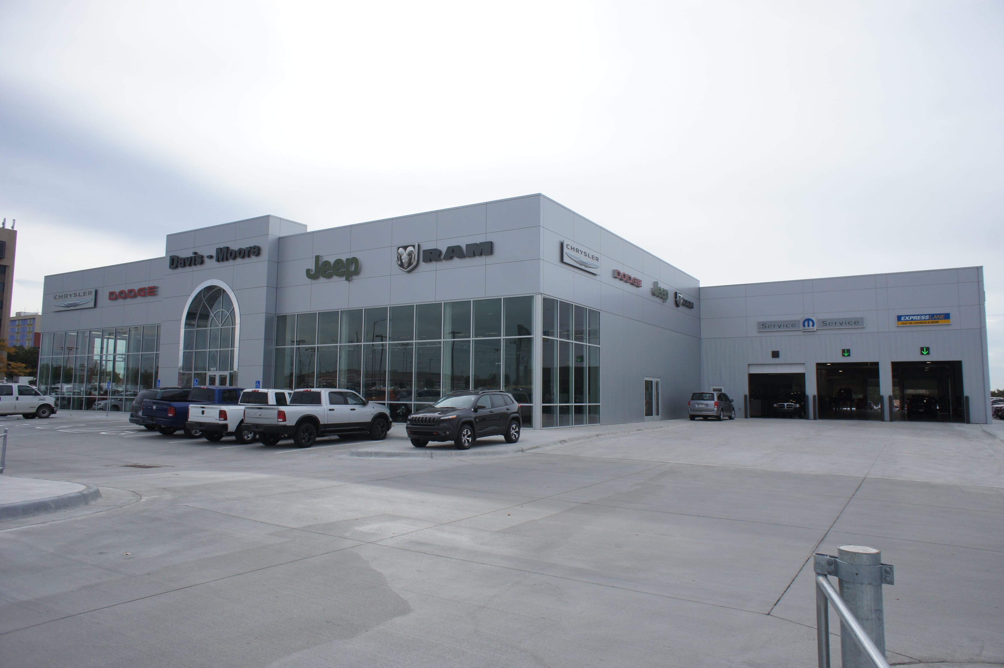 Davis-Moore Chrysler Dodge Jeep RAM