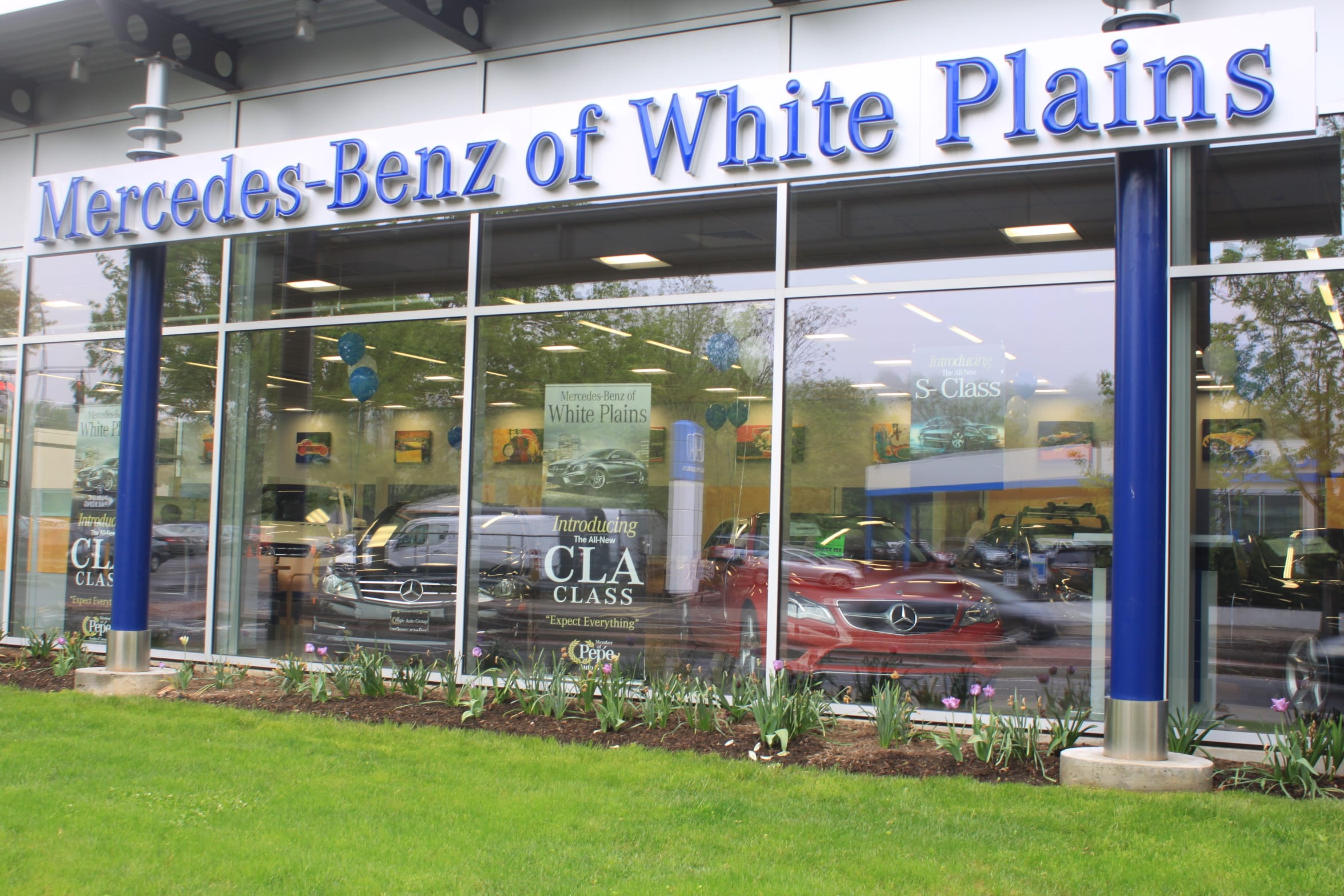 Mercedes-Benz of White Plains