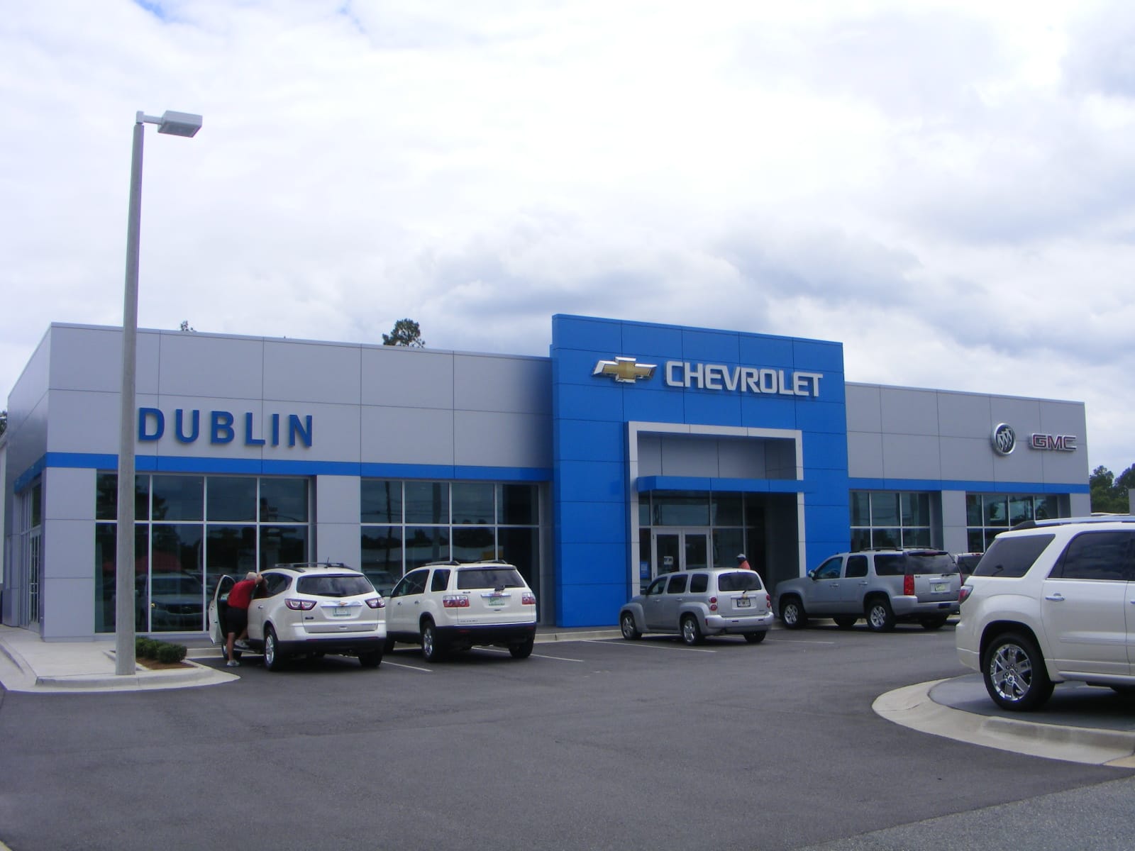 Dublin Chevrolet Nissan GMC