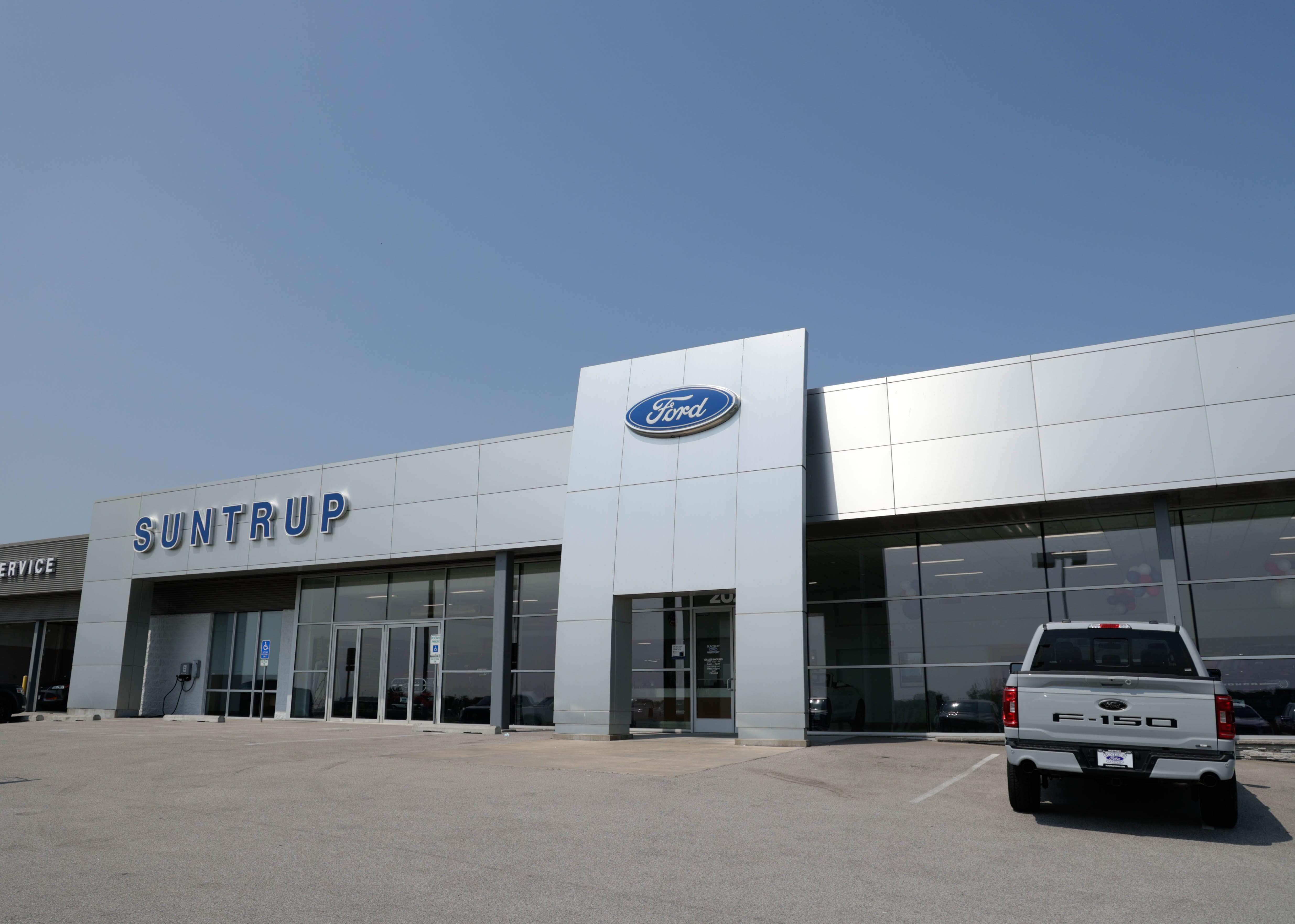 Suntrup Ford - Westport