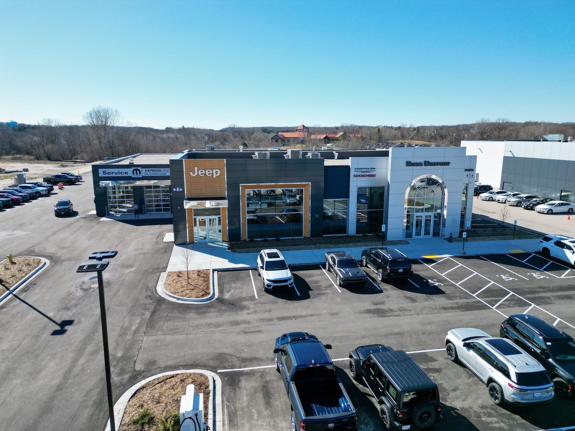 Russ Darrow Chrysler Jeep Dodge RAM of West Bend