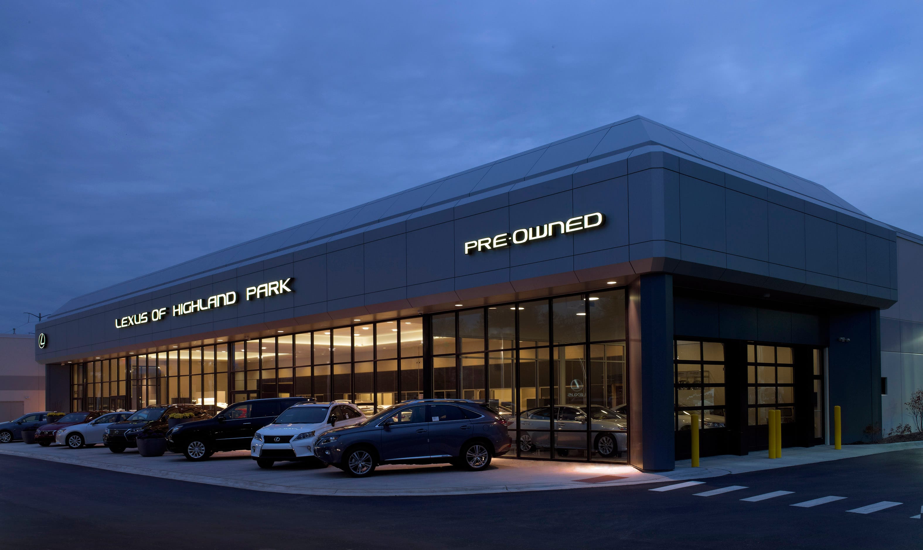 Lexus of Highland Park