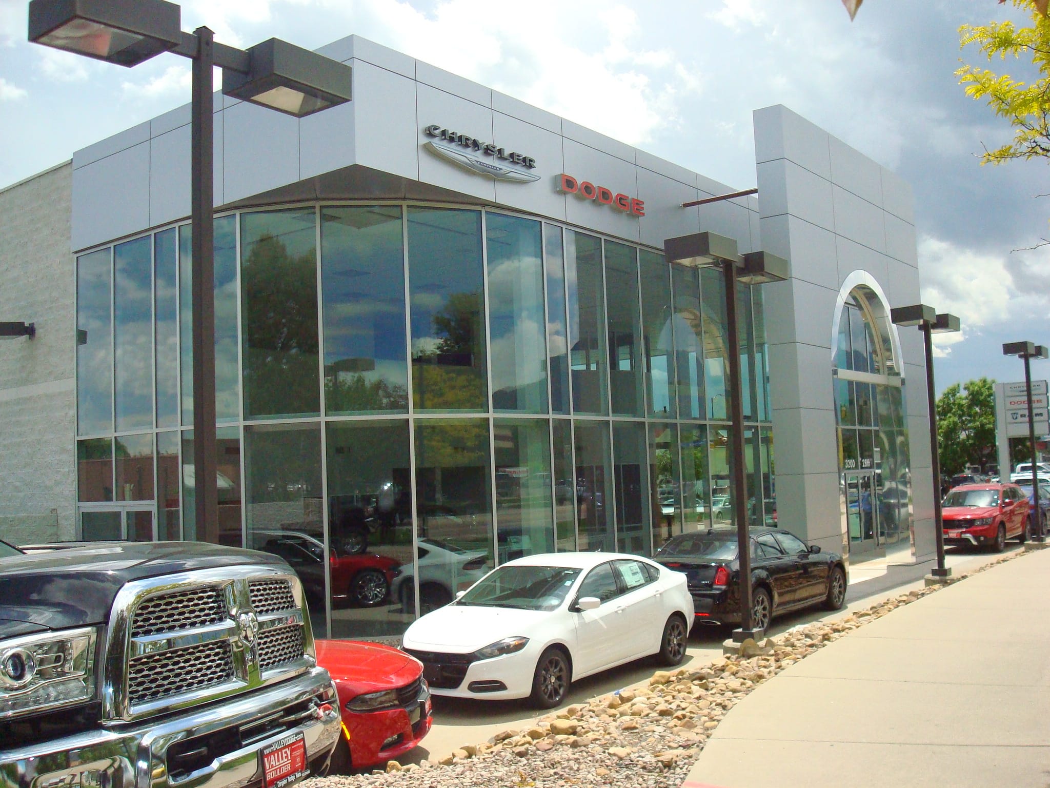 Boulder Chrysler Dodge Ram