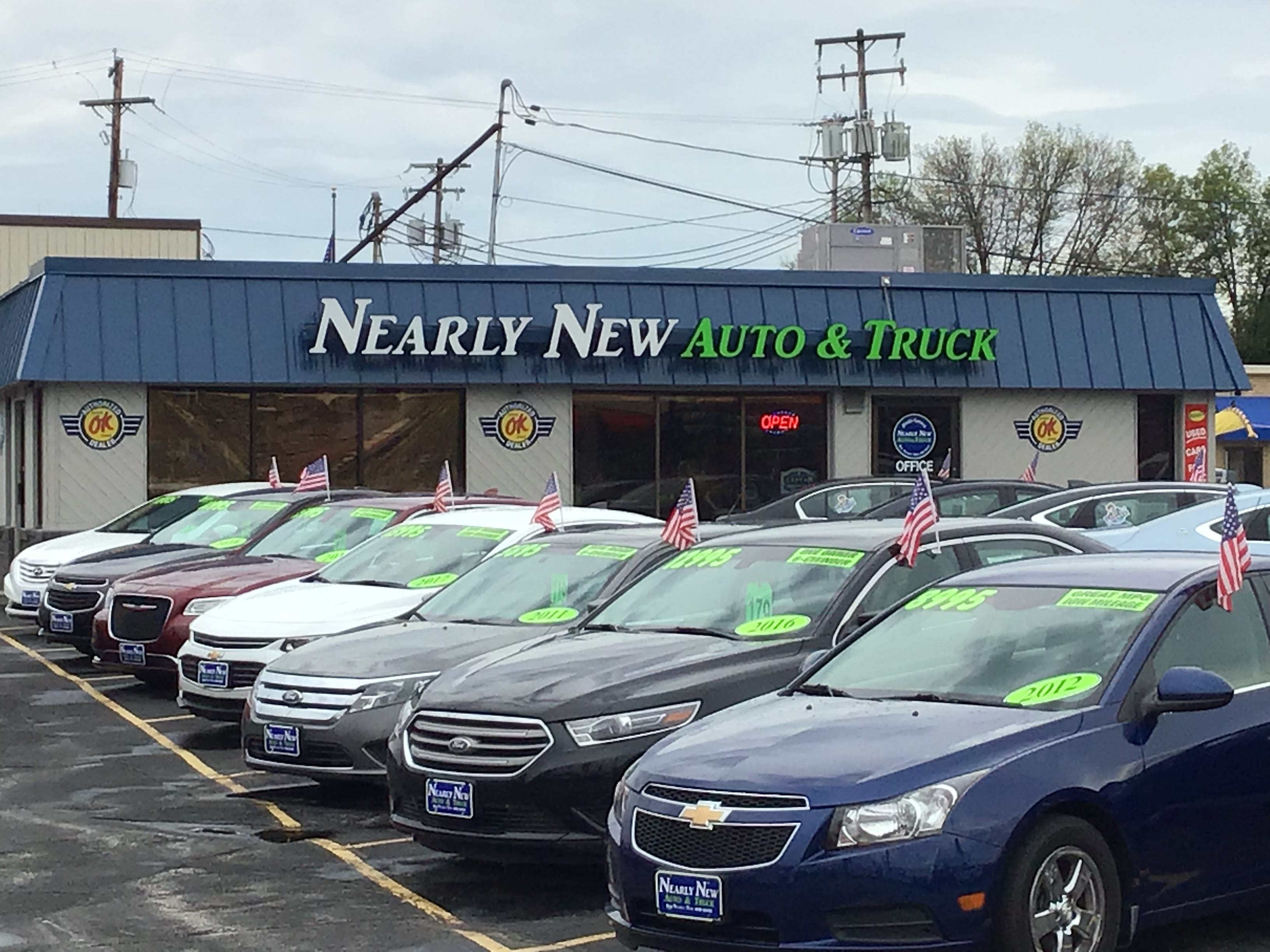 Nearly New Auto and Truck - Main Street