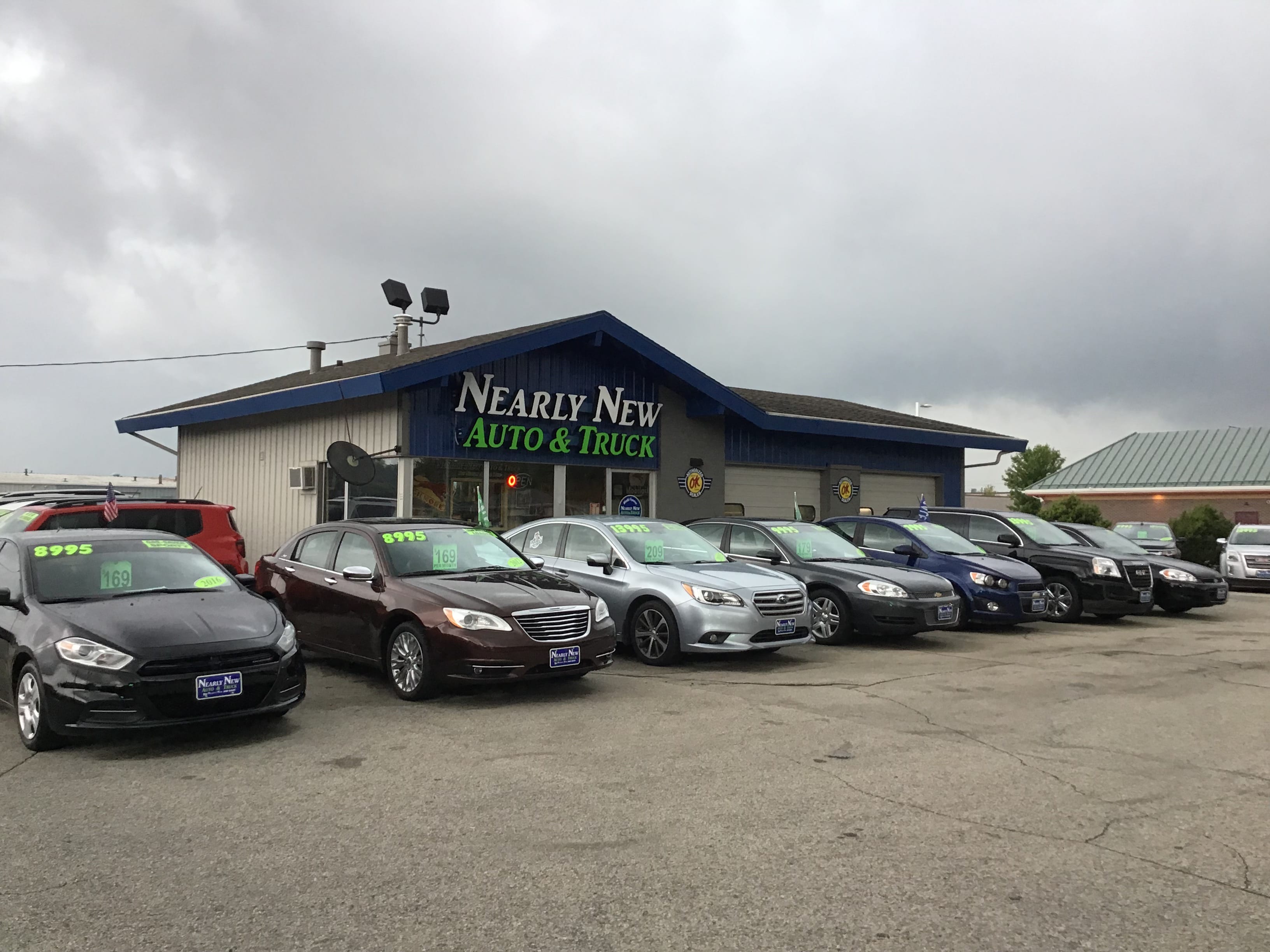Nearly New Auto and Truck - Lombardi Ave