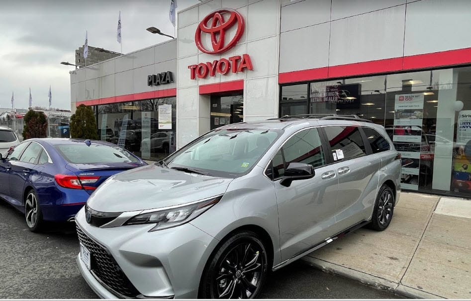 PLAZA TOYOTA