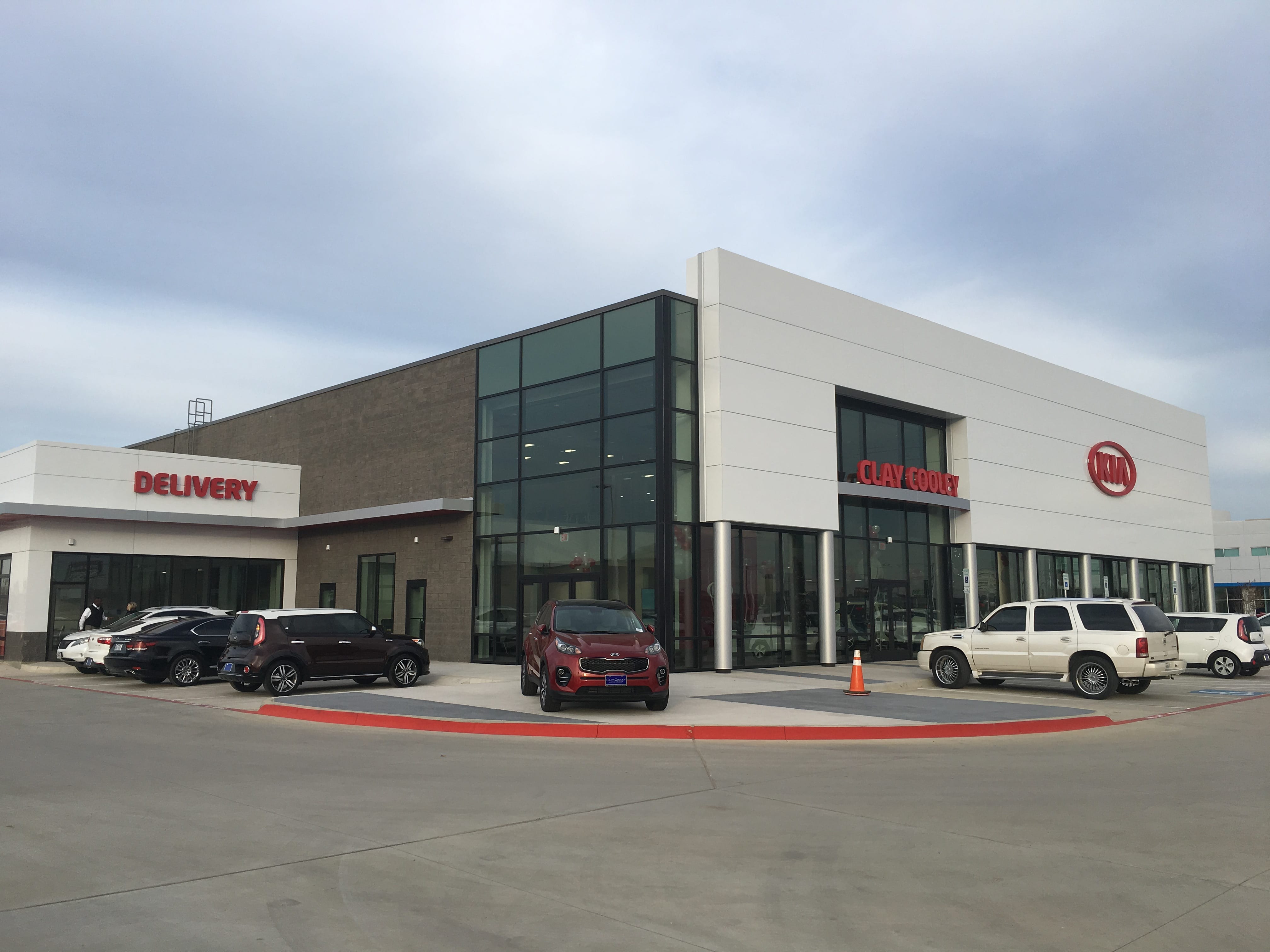 Clay Cooley Kia