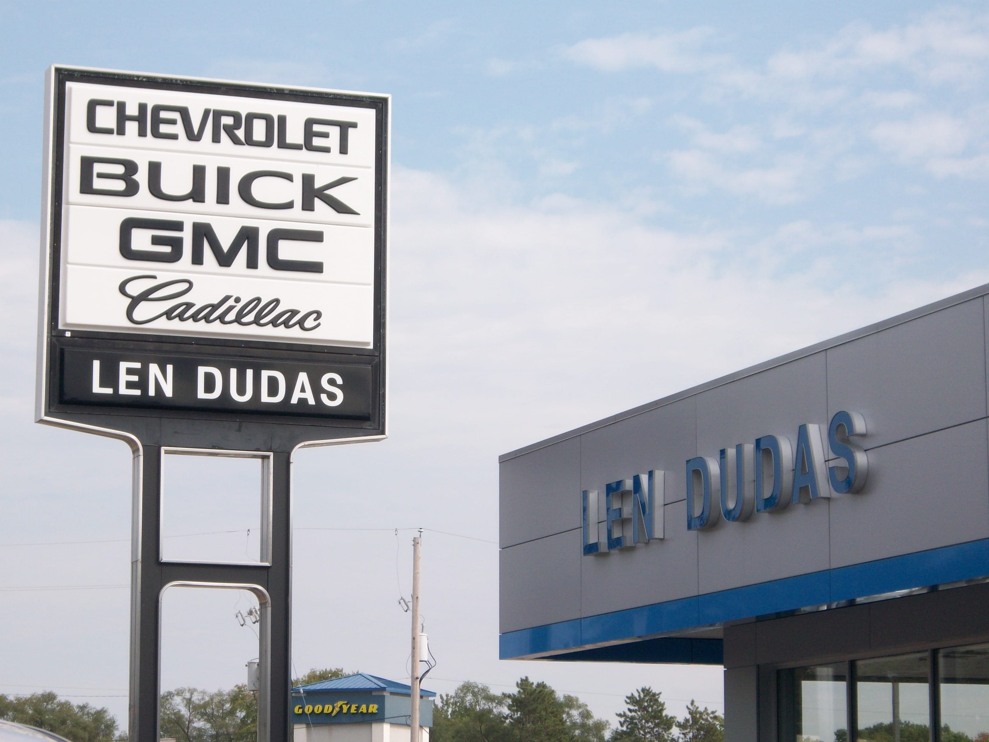 Len Dudas Motors