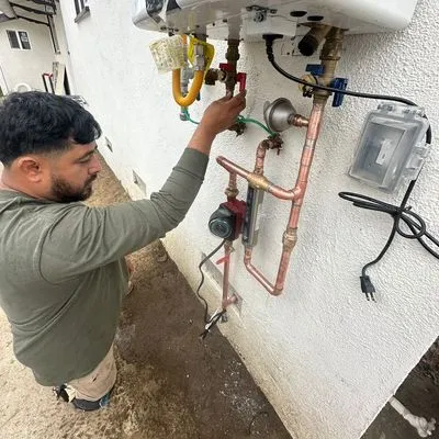 Velasquez plumbing service