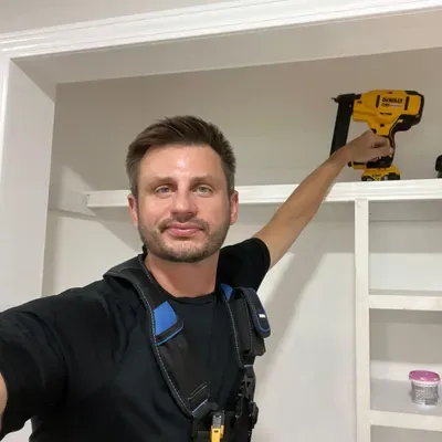 Cajun Handyman-Soffit and construction