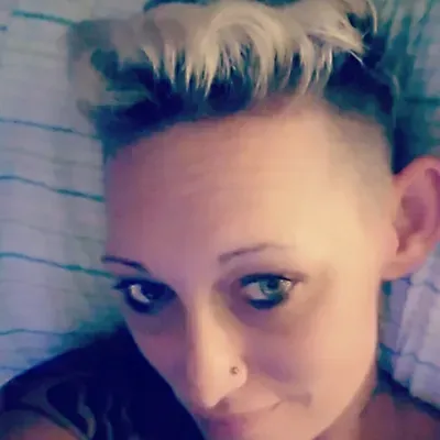 I shine cleaning llc by amber