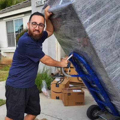 MOVERS SOCAL DELIVERY SERVICES
