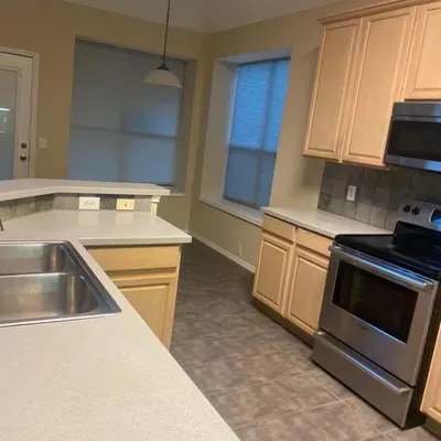 Dulce  Cleaning Services LLC