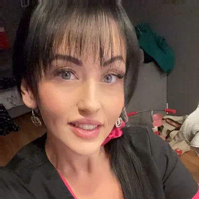 Sparkle with Dee