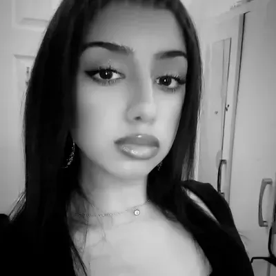 Faozia K