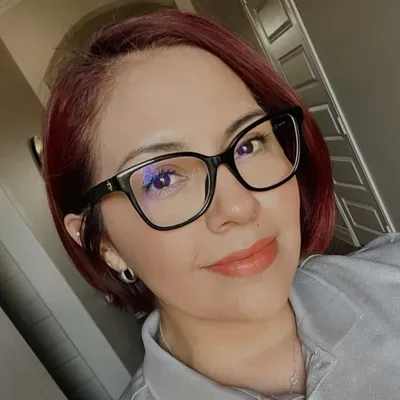 Moon Alejandra Cleaning Services