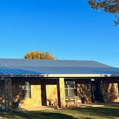 Reyna Metal Roofing