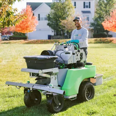 Lawn Squad of Chicago's North Shore