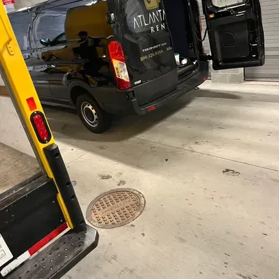 Vans movers