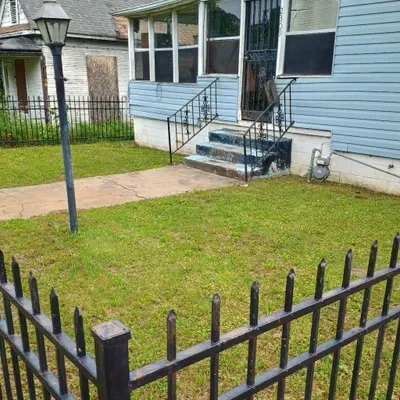 Medlock Lawn and Moving