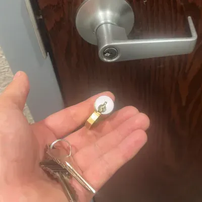 Letmeinlocksmith