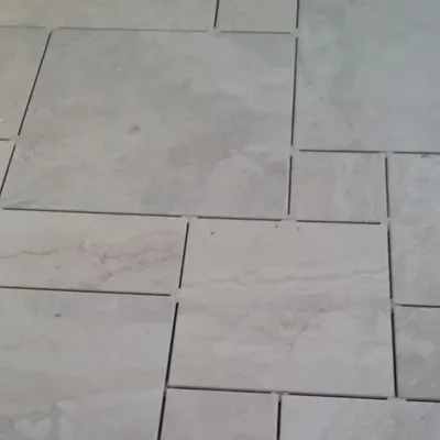 Flooring tile
