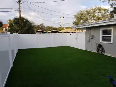Kustom Fencing