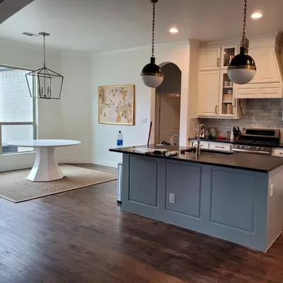 Holland's Painting & Flooring