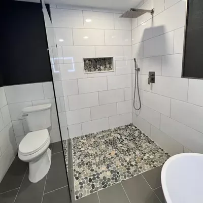 M.T BUILDERS LLC