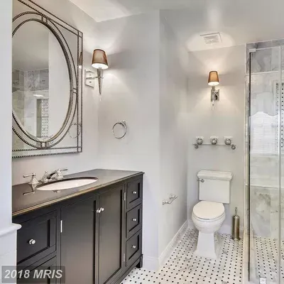R & A Contractors Group, Inc.