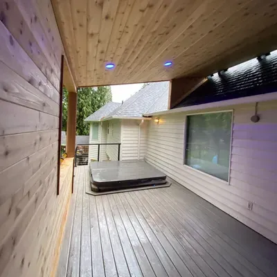 Cristurean Decking