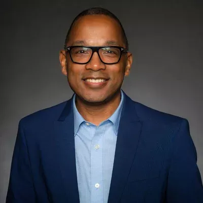 Public Speaking & Startup Coach / Business Coach