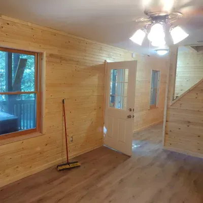 King Mullins Handy Construction